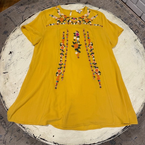 Umgee Embroidered Floral Top Women's Small Mustard Excellent Boho Short Sleeve - Picture 2 of 8
